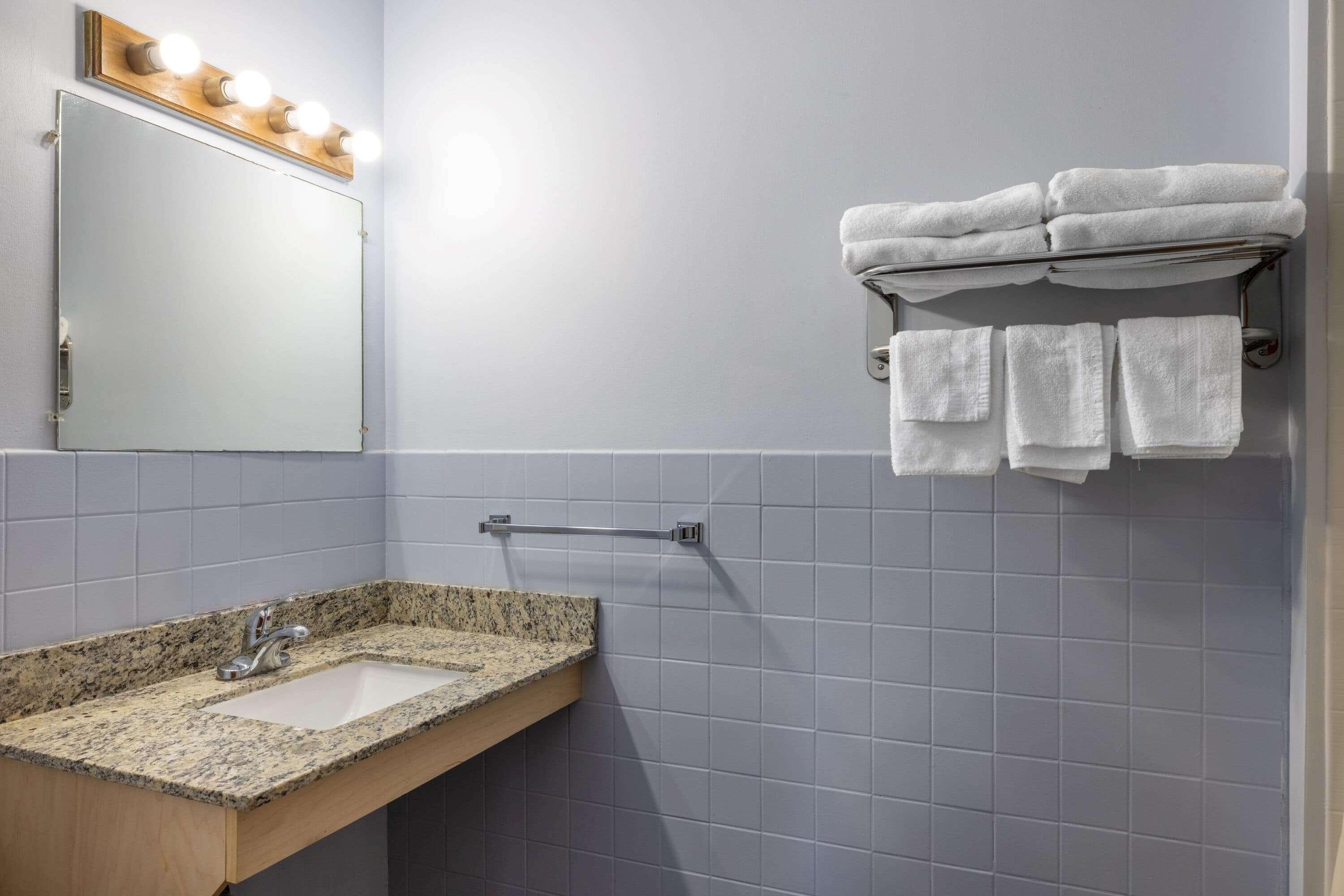 Travelodge By Wyndham Spirit Lake/Okoboji Esterno foto