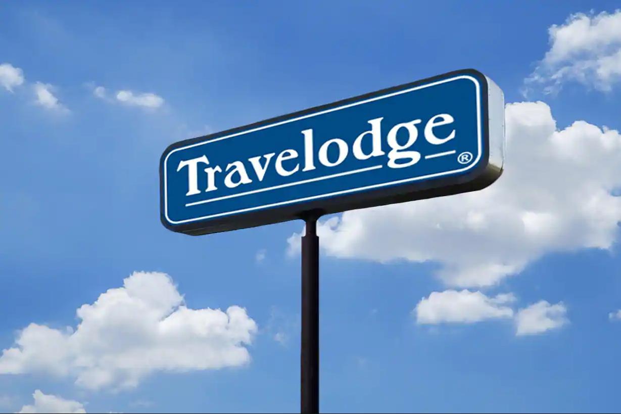 Travelodge By Wyndham Spirit Lake/Okoboji Esterno foto