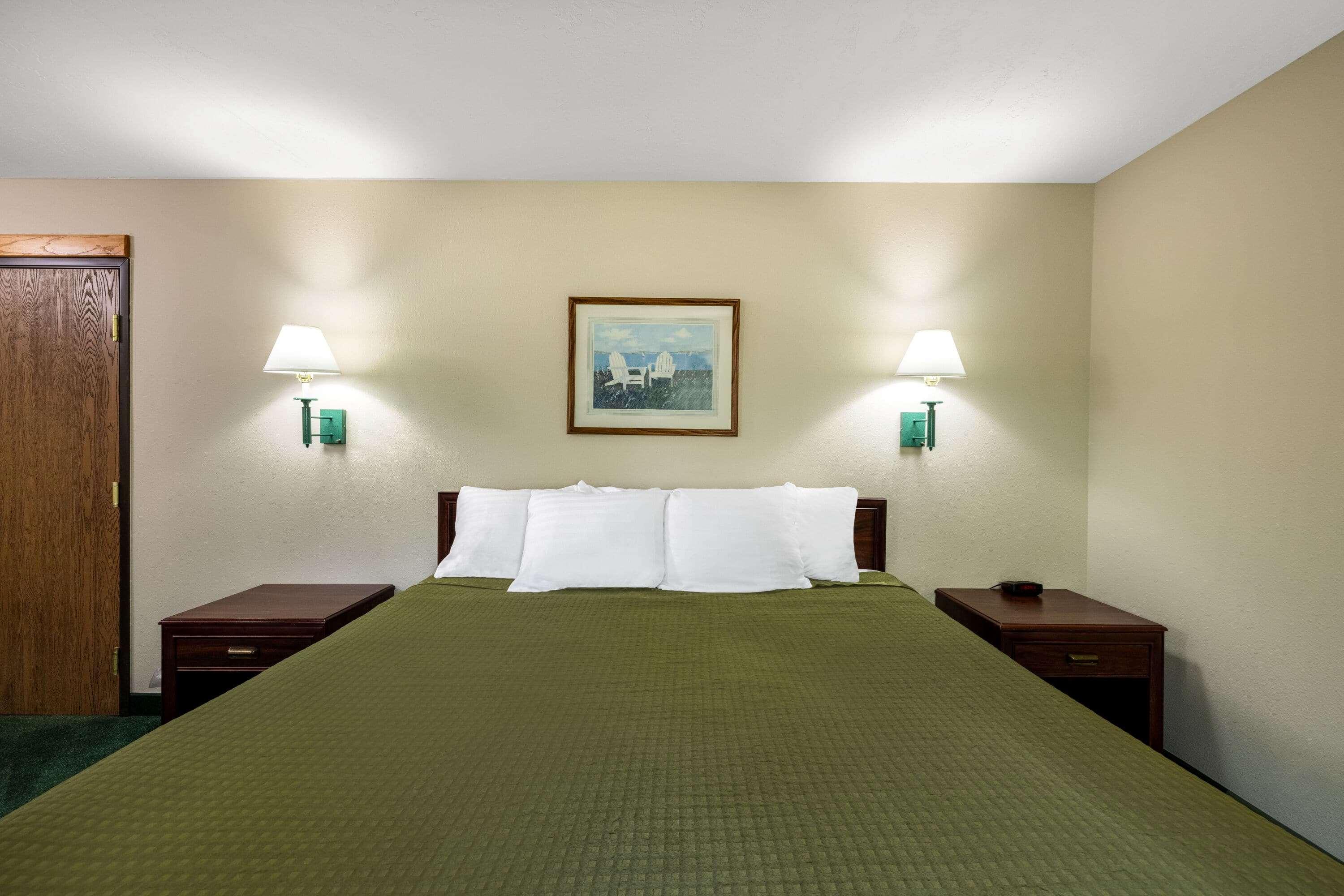 Travelodge By Wyndham Spirit Lake/Okoboji Esterno foto