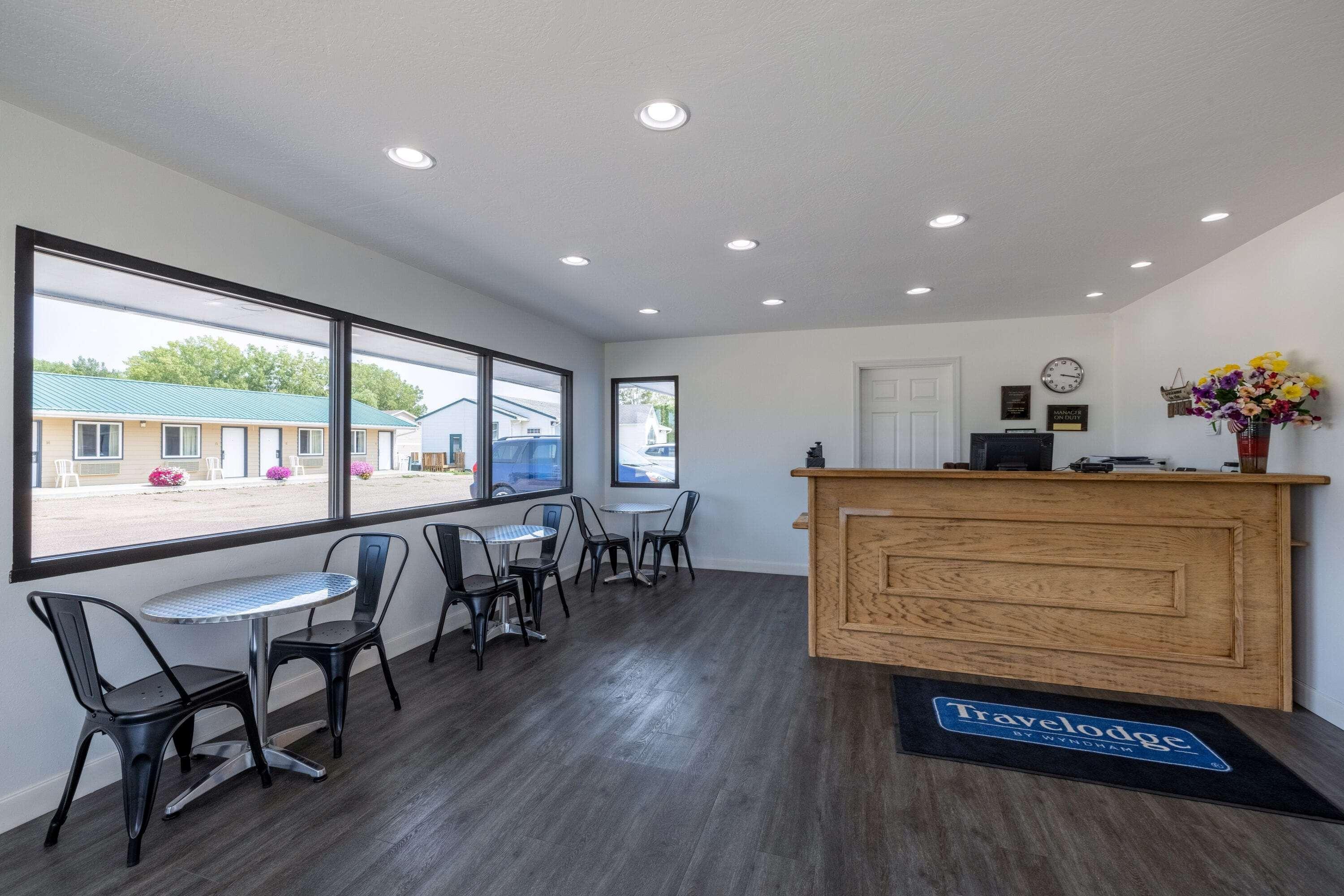 Travelodge By Wyndham Spirit Lake/Okoboji Esterno foto