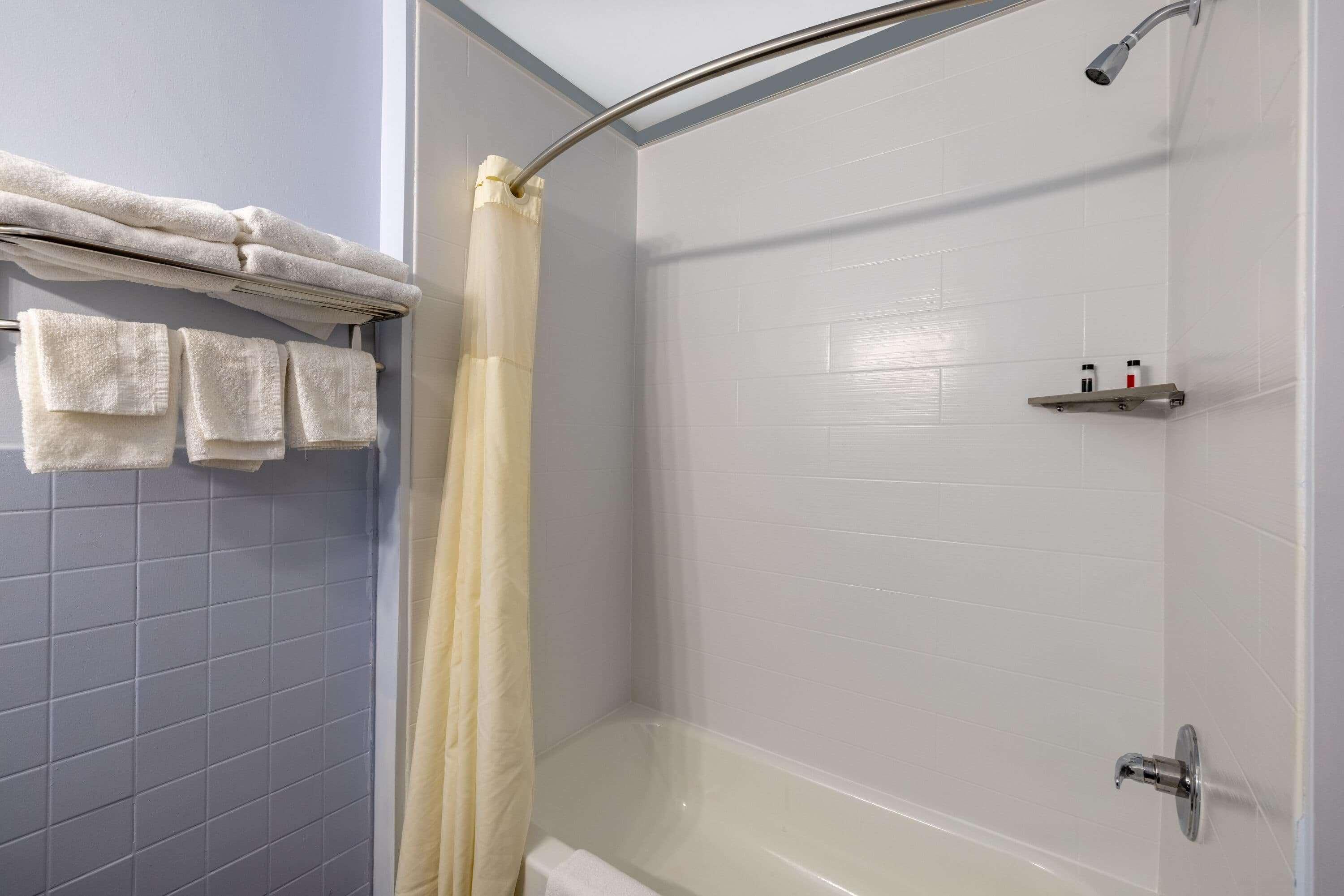 Travelodge By Wyndham Spirit Lake/Okoboji Esterno foto