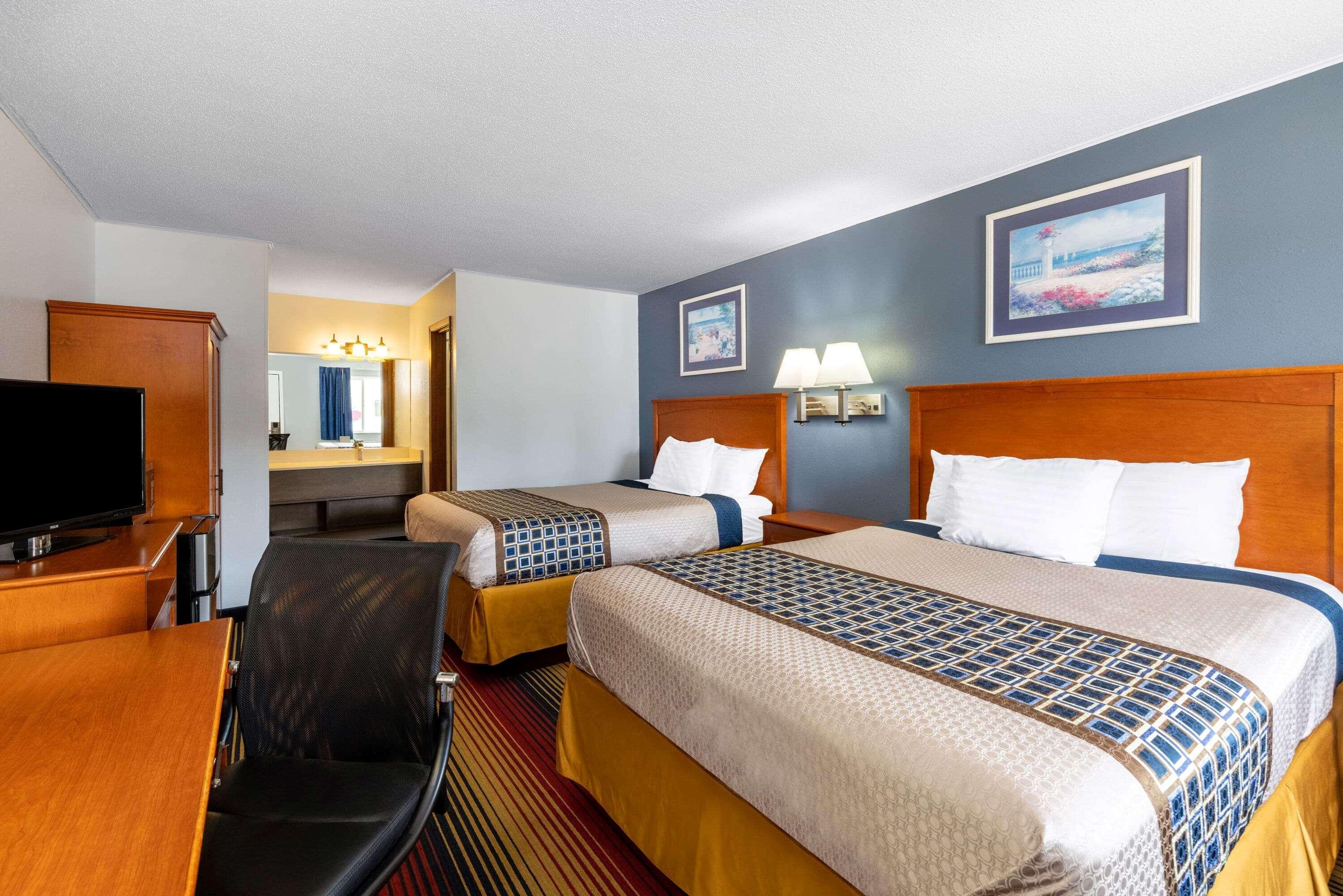 Travelodge By Wyndham Spirit Lake/Okoboji Esterno foto