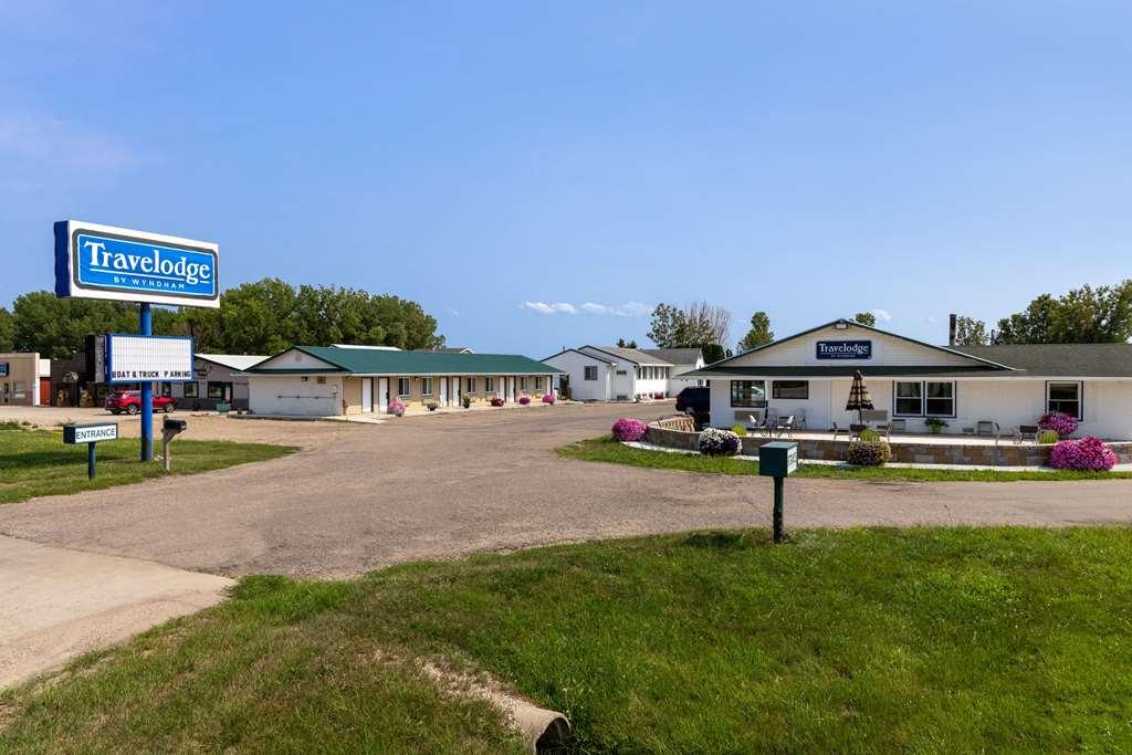 Travelodge By Wyndham Spirit Lake/Okoboji Esterno foto