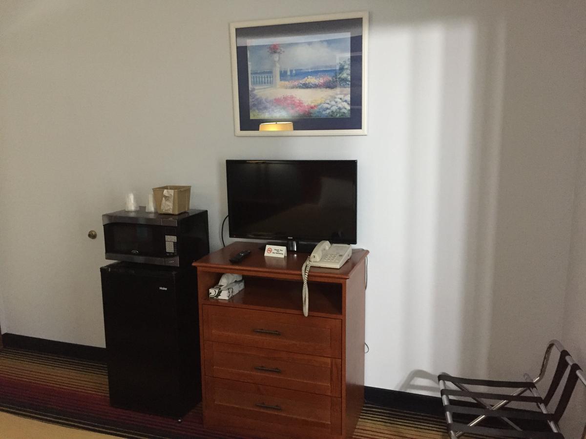 Travelodge By Wyndham Spirit Lake/Okoboji Esterno foto